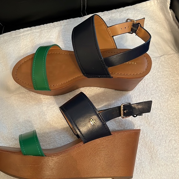 Stylist Sandals - Picture 2 of 4